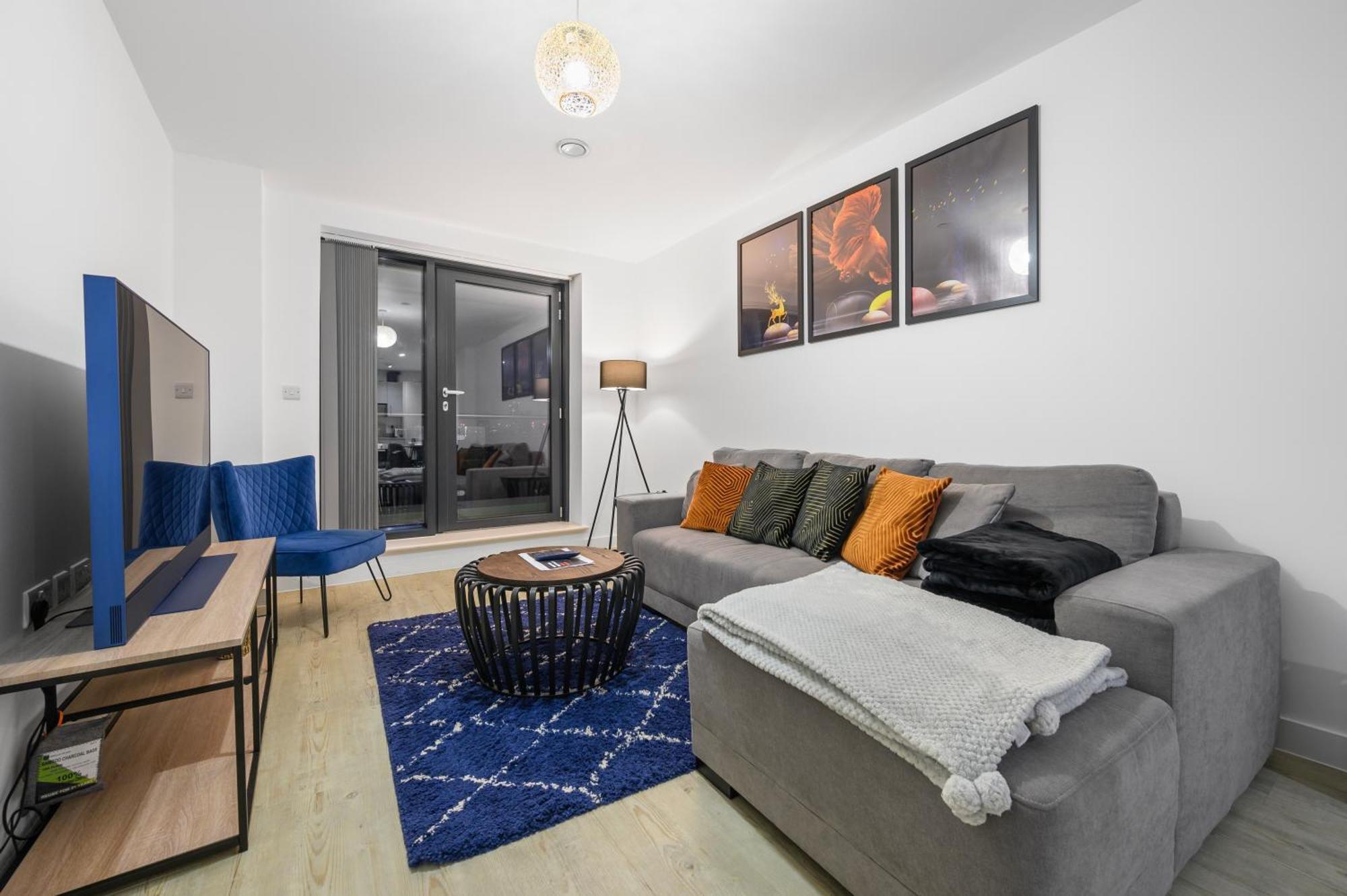 Stylish & Spacious Salford Quays One Bedroom High Floor Apartment With Balcony Manchester Eksteriør billede